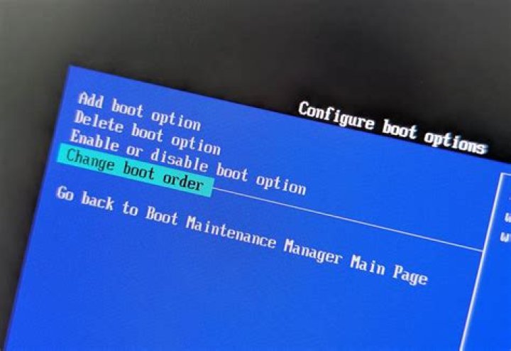 Change the boot order with no option in UEFI settings