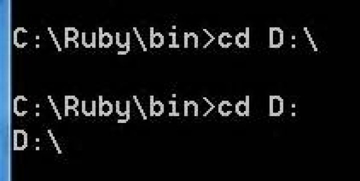 CMD cd to other drives except C:\ not working [duplicate]