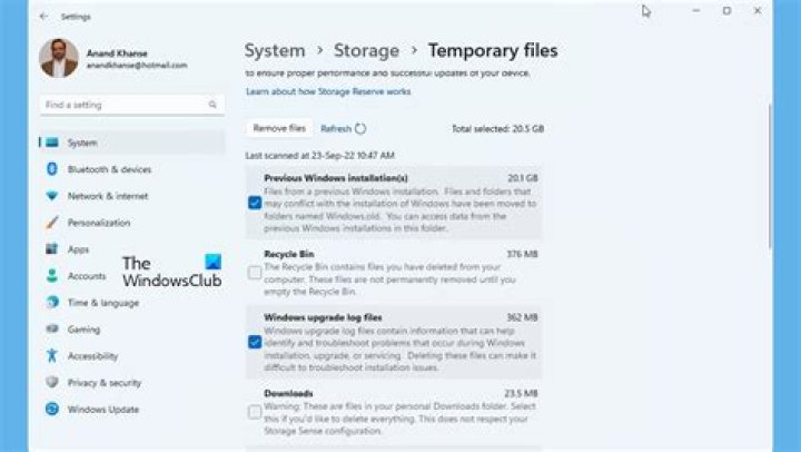 Does Windows reclaim RAM right after a process quits?