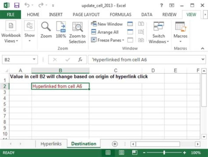 Formula to update cell based on user changing another cell's content