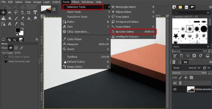 How can I swap colors with GIMP?