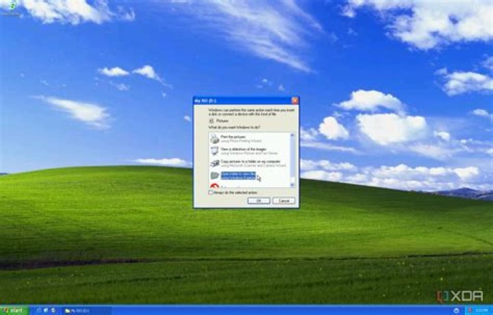 How do I restore the Windows XP Welcome Screen?