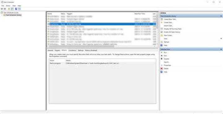 How to run an in Ubuntu 18.04 on Windows without spawning a terminal?