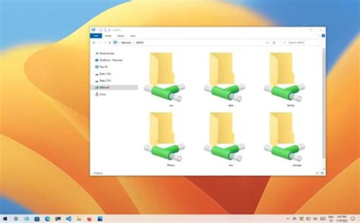Is there a log for sessions in shared folders in Windows 10?