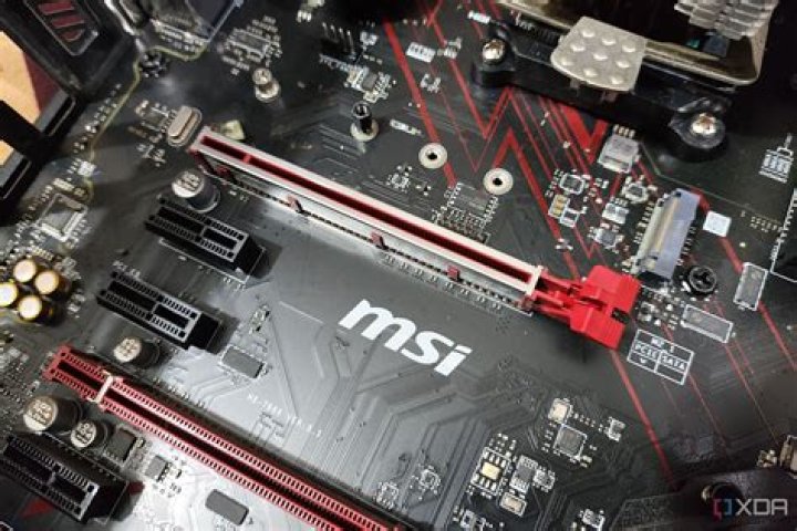 New GTX 970 running on PCI-E 1.1 x16 instead of 2.0
