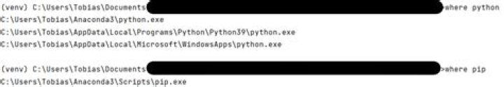 PyCharm terminal does not use venv, but "Python Console" does