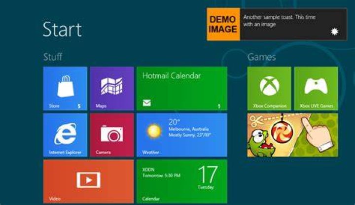 What are 'Toasts' or 'Toast Notifications' in Windows 8?