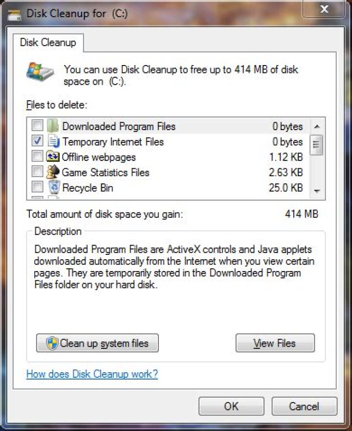 What can I safely delete from the "C:\WINDOWS" folder?