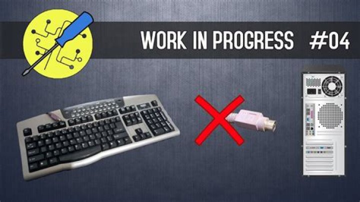 What is "Standard PS/2 Keyboard" in Windows 10?
