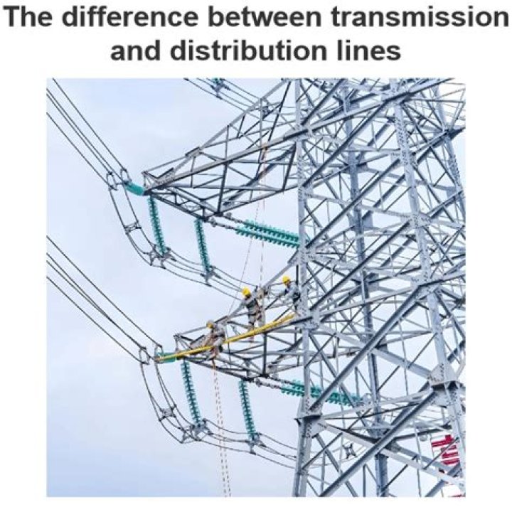 What is the difference between transmission and transmission-daemon?