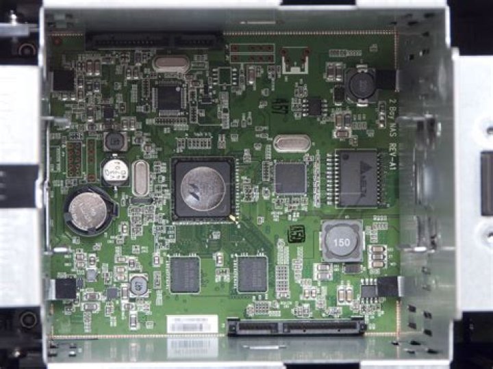 What opensource NAS firmware are compatible with the D-Link DNS 320? [closed]