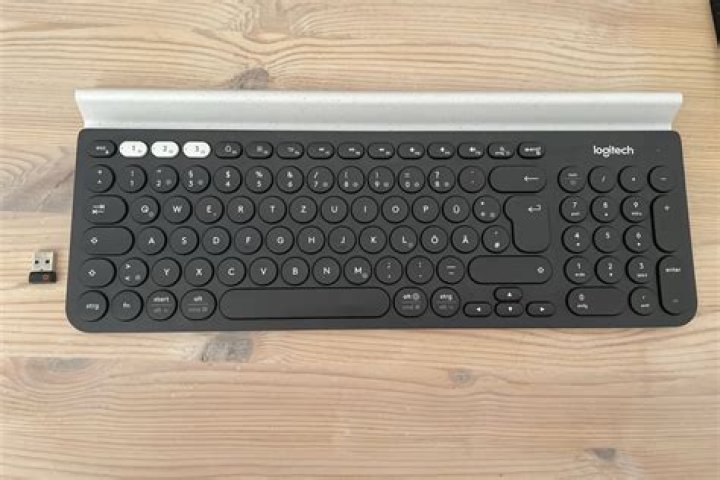 Why have some keys on my Logitech k830 wireless keyboard stopped working?