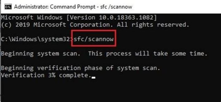 Windows - can't run "sfc /scannow", because another maintenance task is in progress